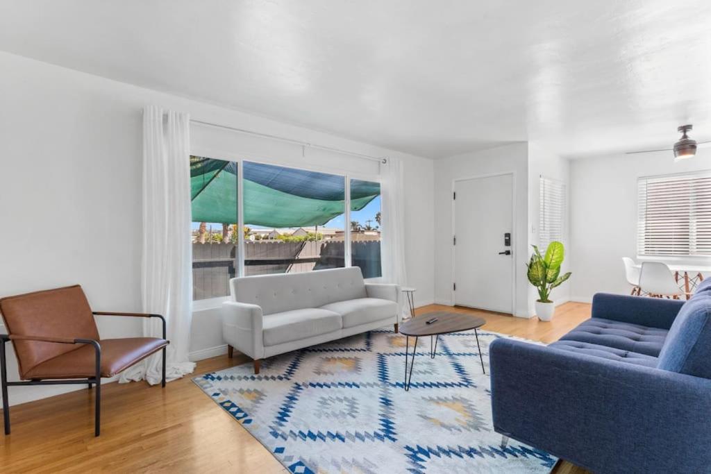 Cozy, home with hottub and patio, San Diego