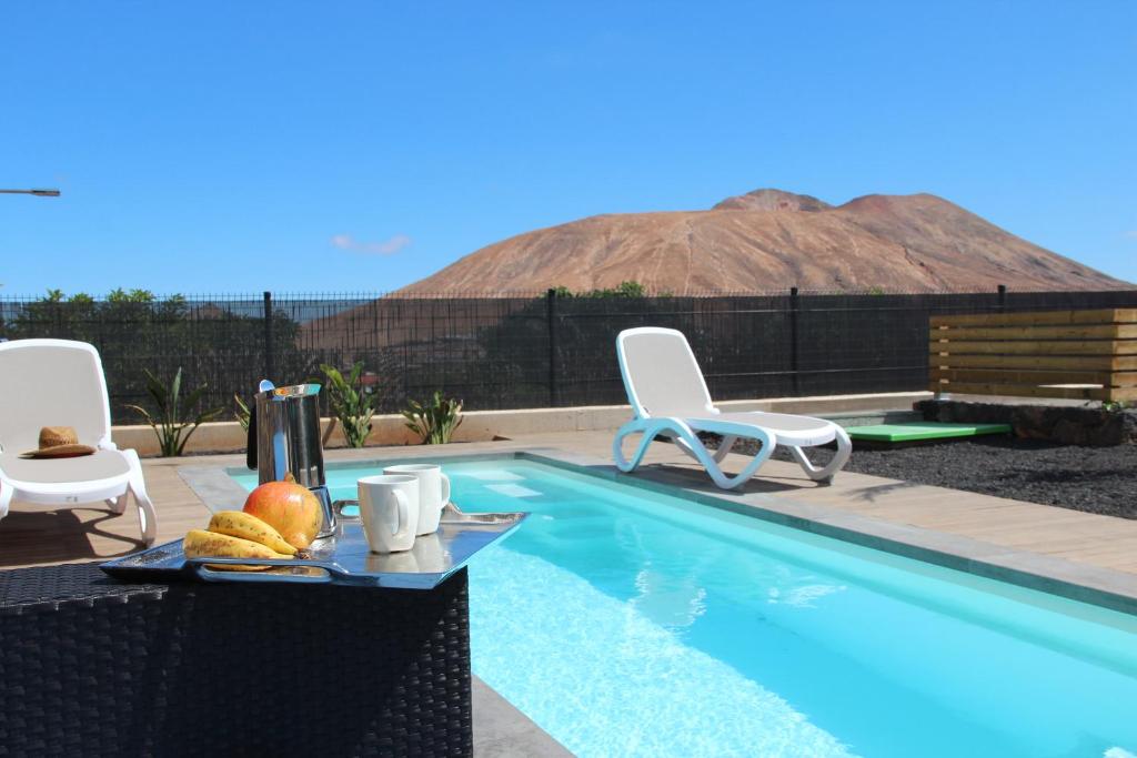Villa La Tabaiba- Bright open spaces, private & heated pool - 2