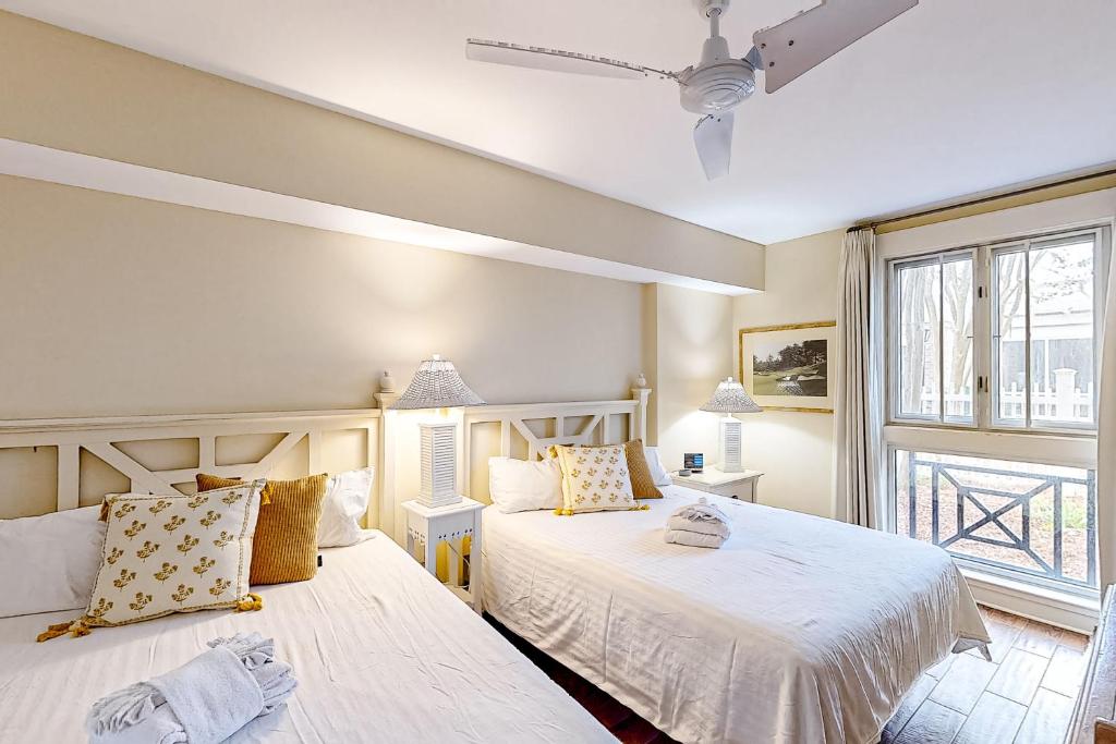 Baytowne Wharf - Pilot House #328, Destin