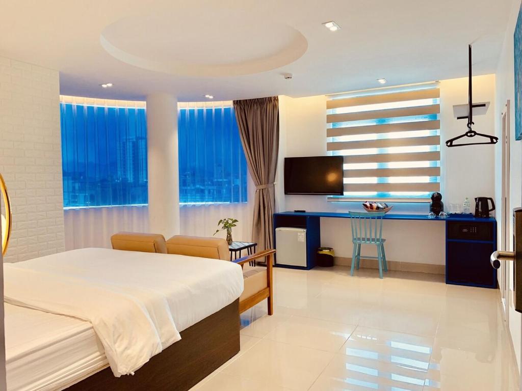 Lucia Beach Hotel