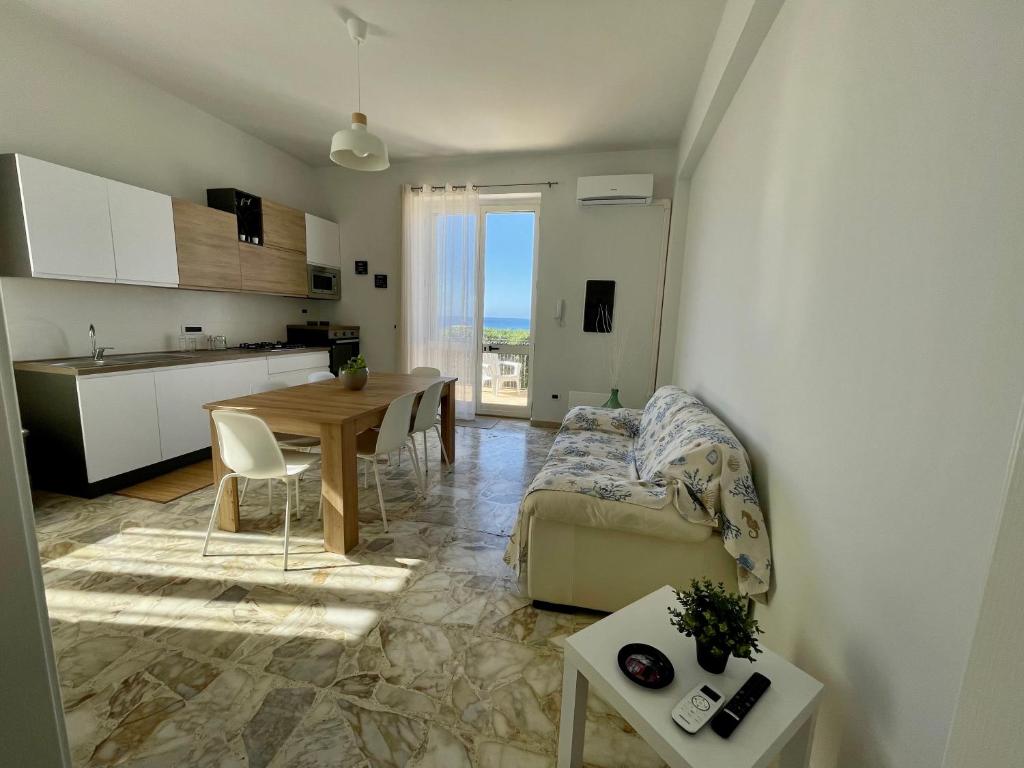 La casa di Felice [Milazzo, Tono] - 1