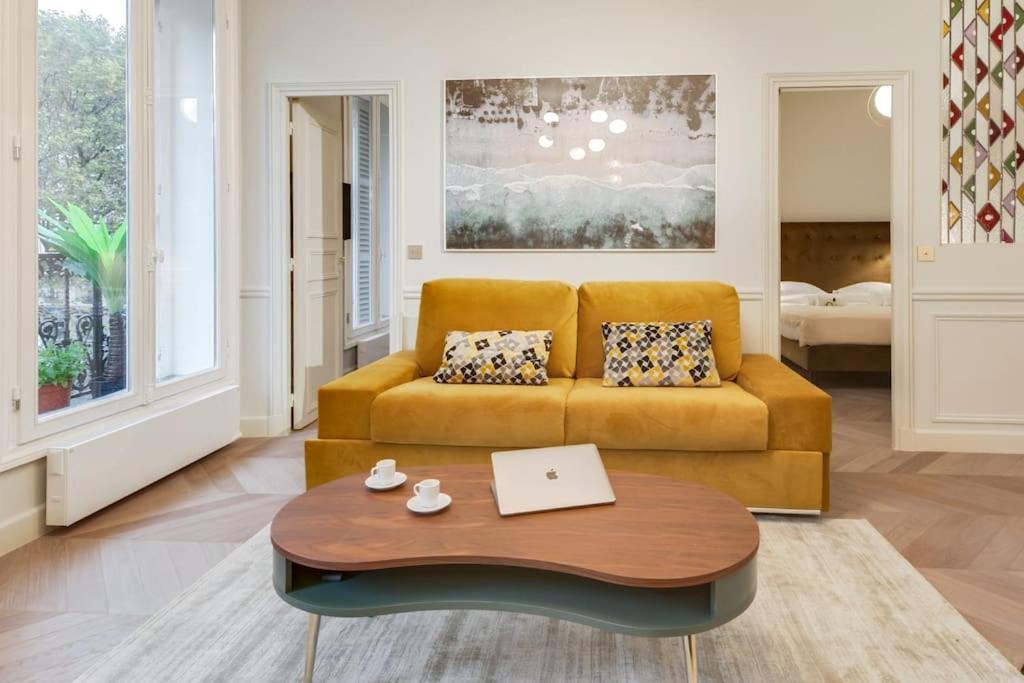 Bright and Gorgeous flat in the heart of Paris - 4