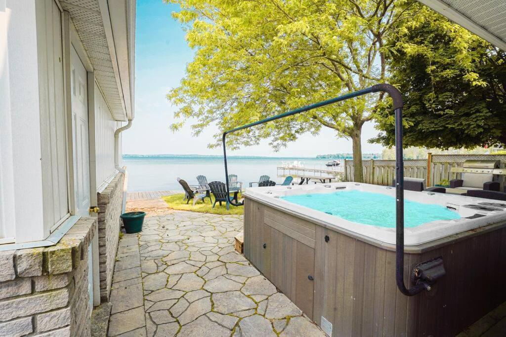 Stunning Tranquility~ Spa~ Billiard~ Lake Simcoe
