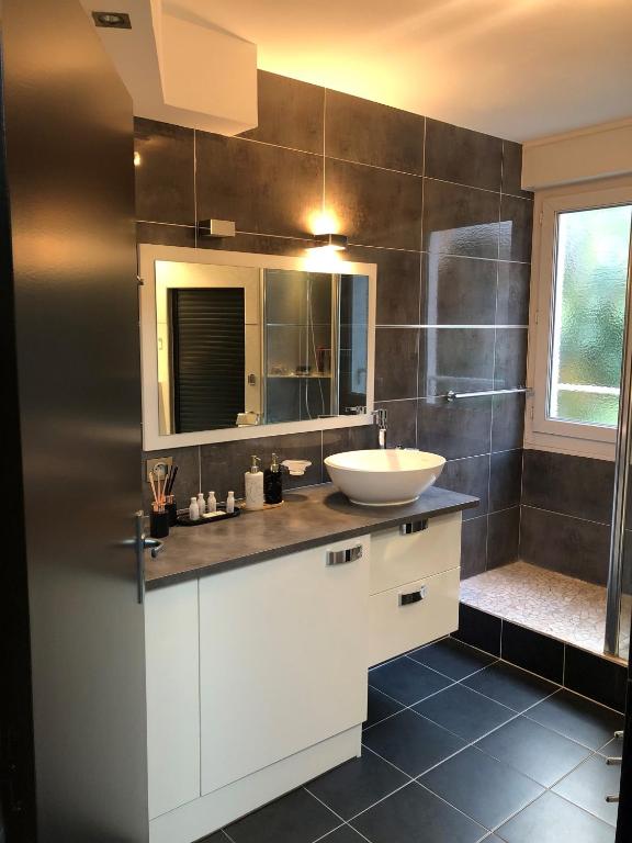 Hyper centre - Balcon / Parking, Le Havre