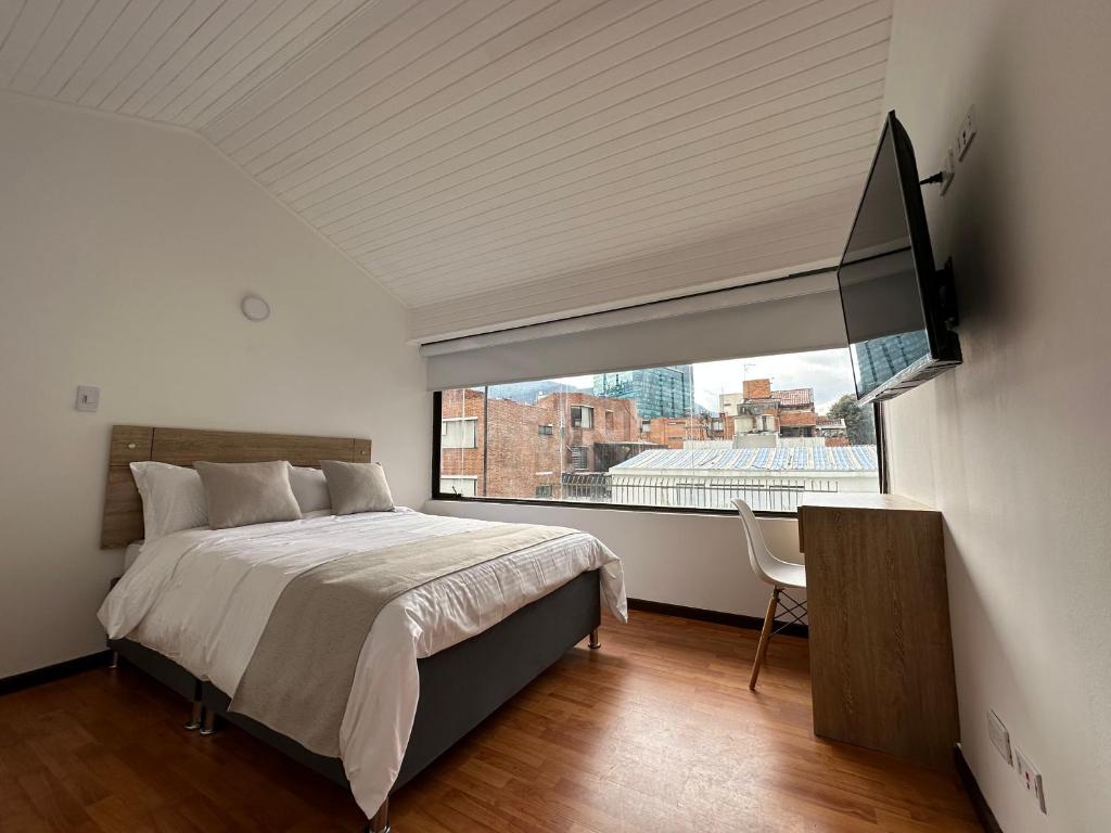 One Fourteen Rooms - 3