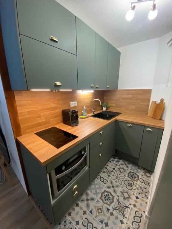 Appartement au pied des pistes et commerces - 5 personnes - 5