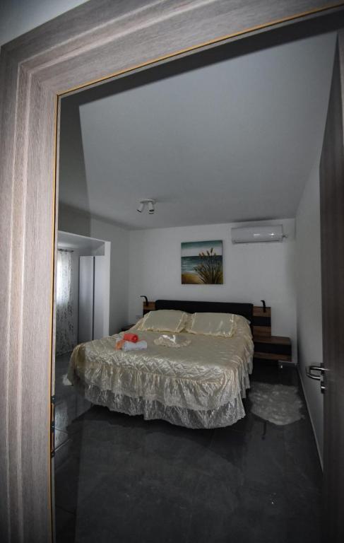 2. Apartman..