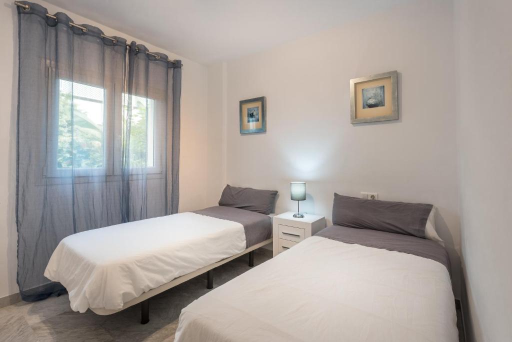 First Line Apartment in Puerto Banus - 4