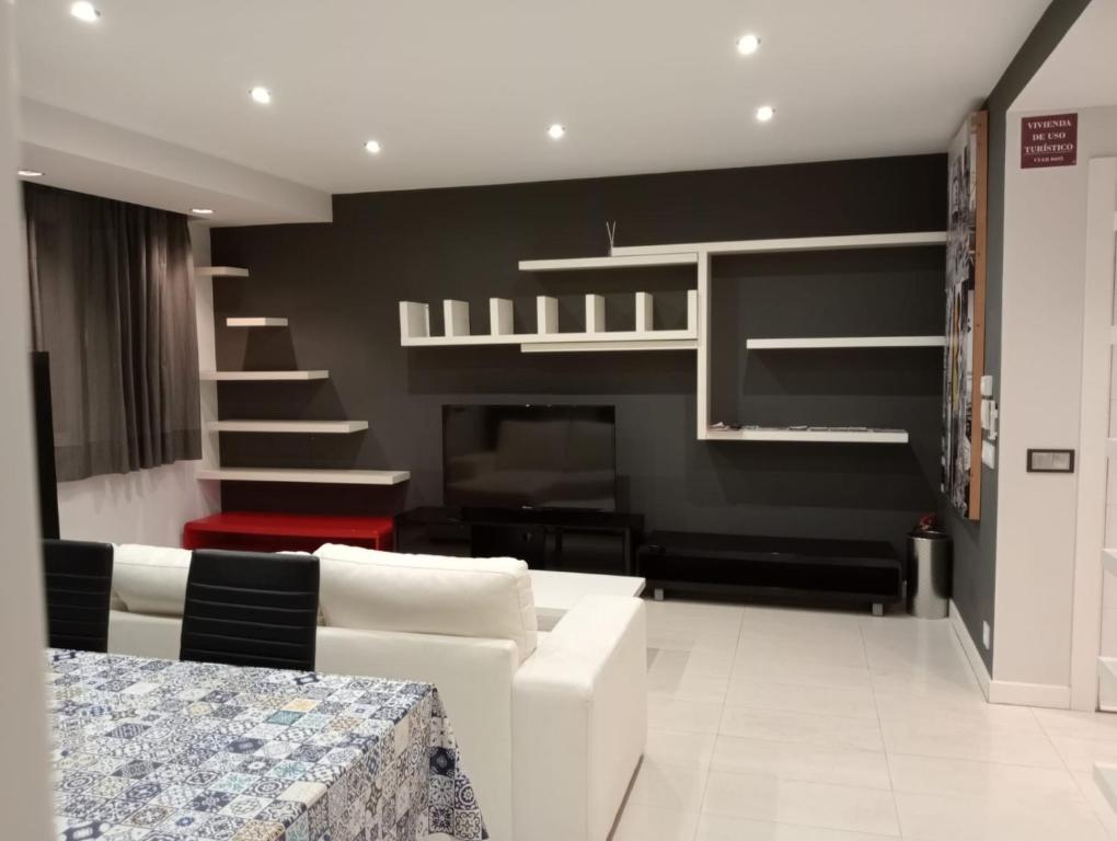 apartamento COLON !!PARKING PRIVADO GRATUITO !! - 4