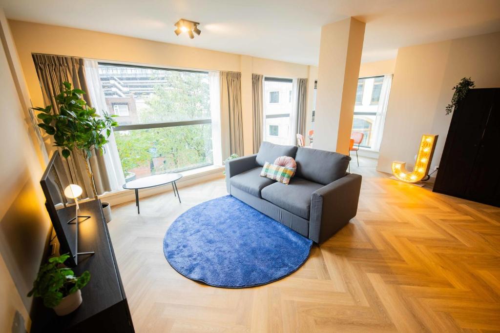 Joyful Serviced Studio Apartment -KS71-J