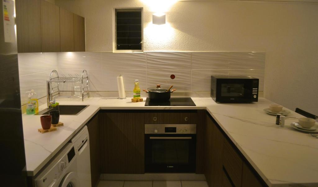 AD Apartment, Marigot