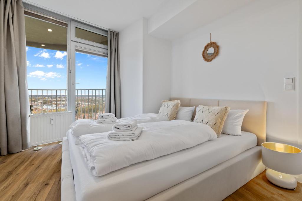 ma suite -NEW-23Floor-FantasticView-Center - 3