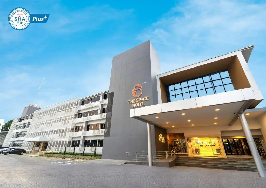 The Space Hotel Lampang, hotel in Lampang
