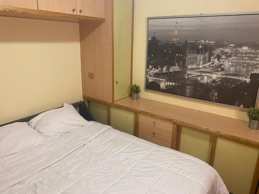 Entire cozy apartment near Eiffel tower in Paris - 3