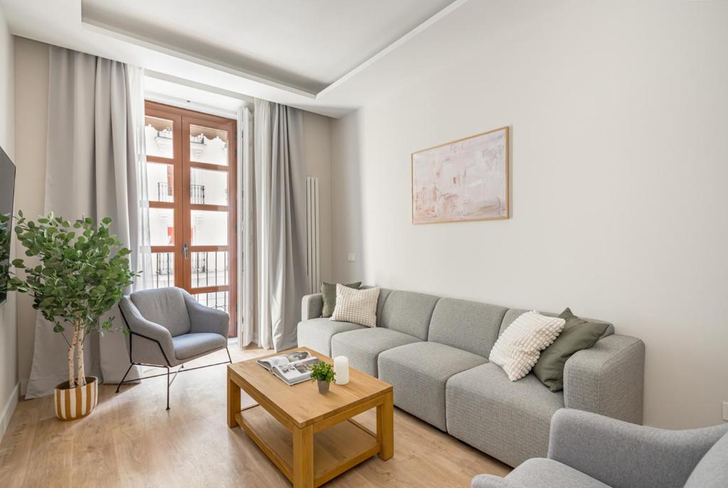 LaLatina IV calle Conde de Romanones 4BR 4BH - 2
