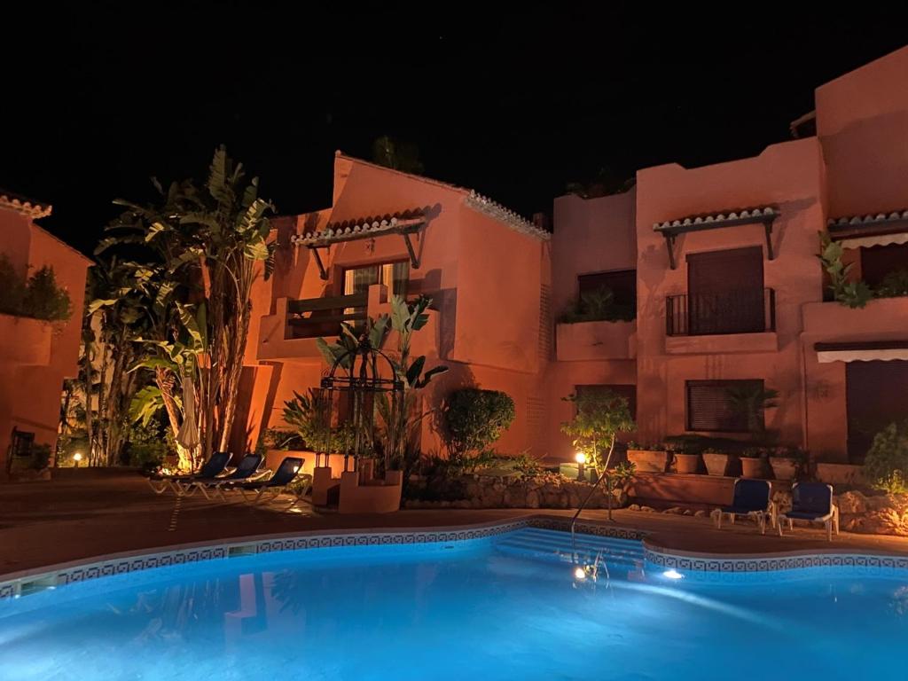 Elviria Paradiso Apartment, Marbella