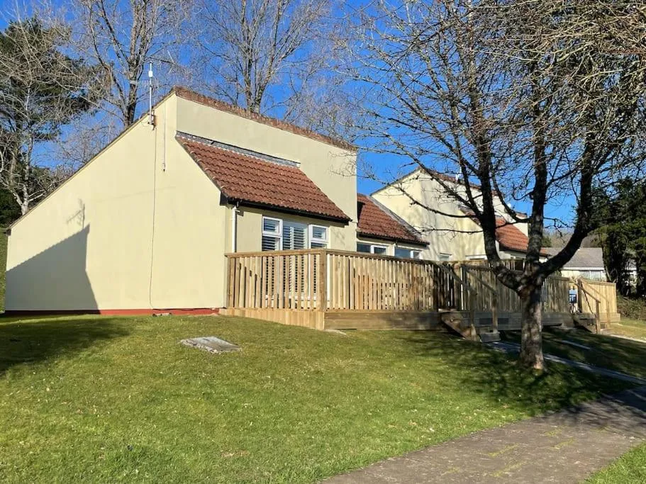 Frankie's Holiday Lodge, hotel in Gunnislake
