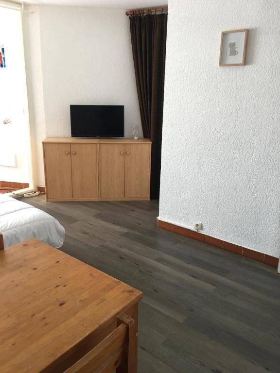 Studio 765, Port Camargue, Piscine, WiFi, Parking, 2 personnes - 4