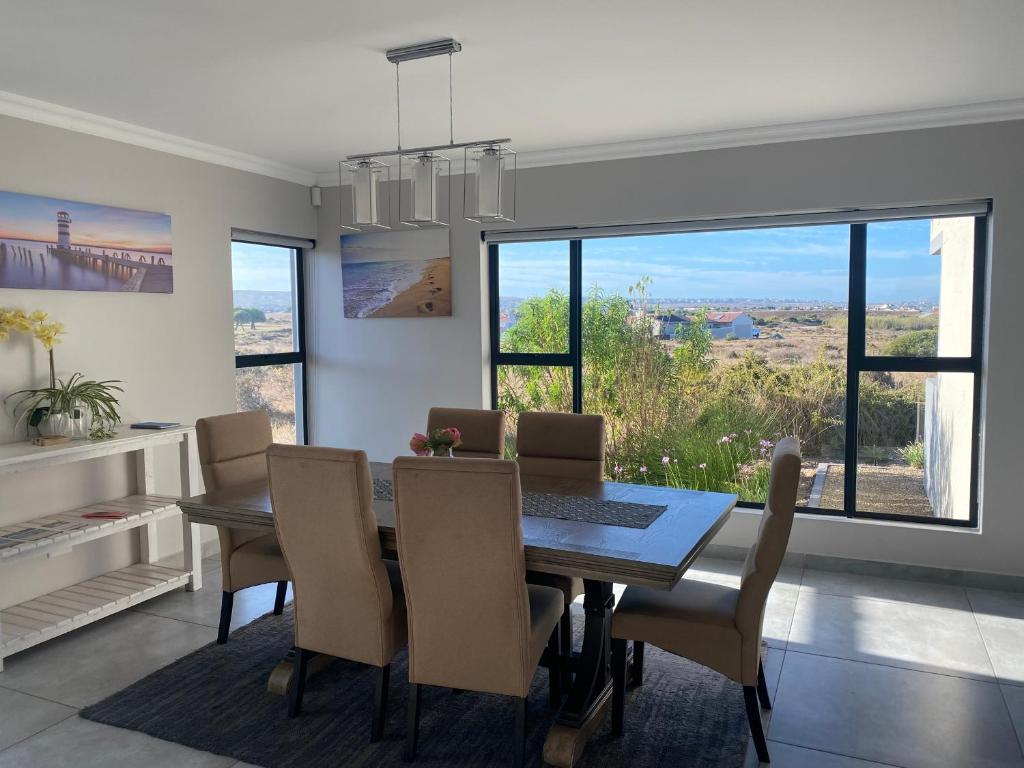 Coastal & Country Living in Langebaan, Langebaan