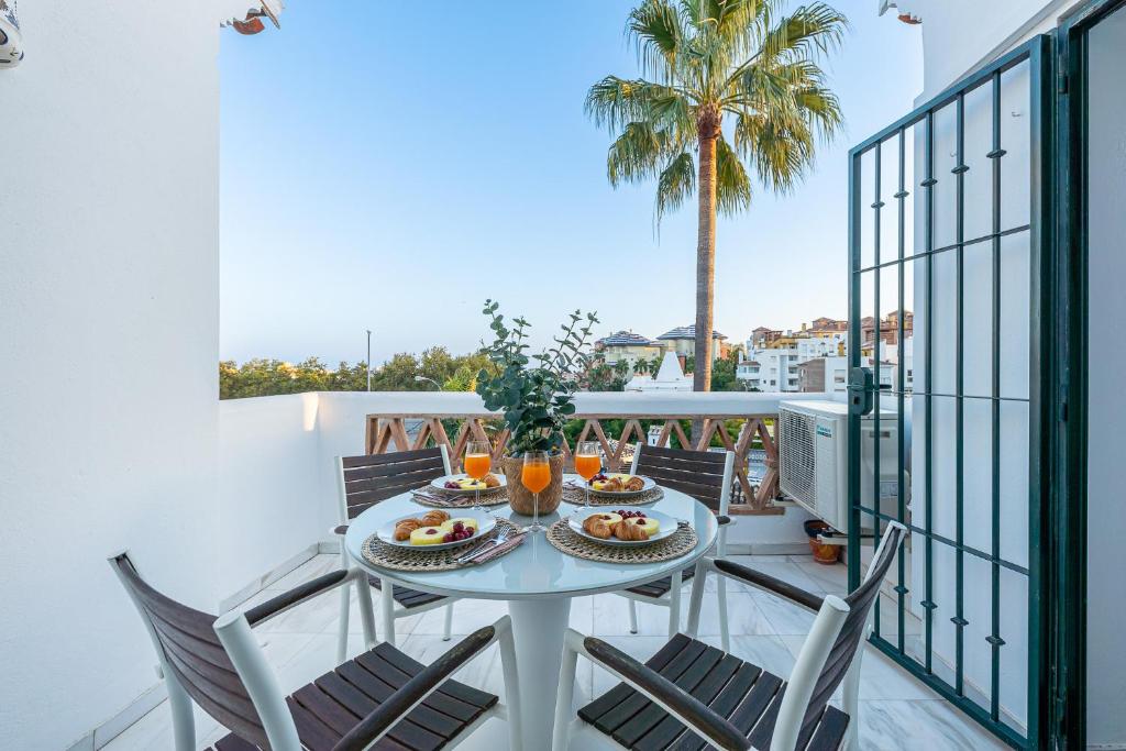 797 HOLIDAY RENTALS - Apartamento en Pueblo del Parque - 1