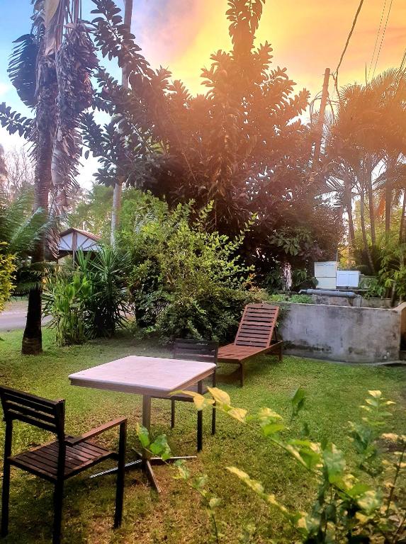 Suasana persekitaran