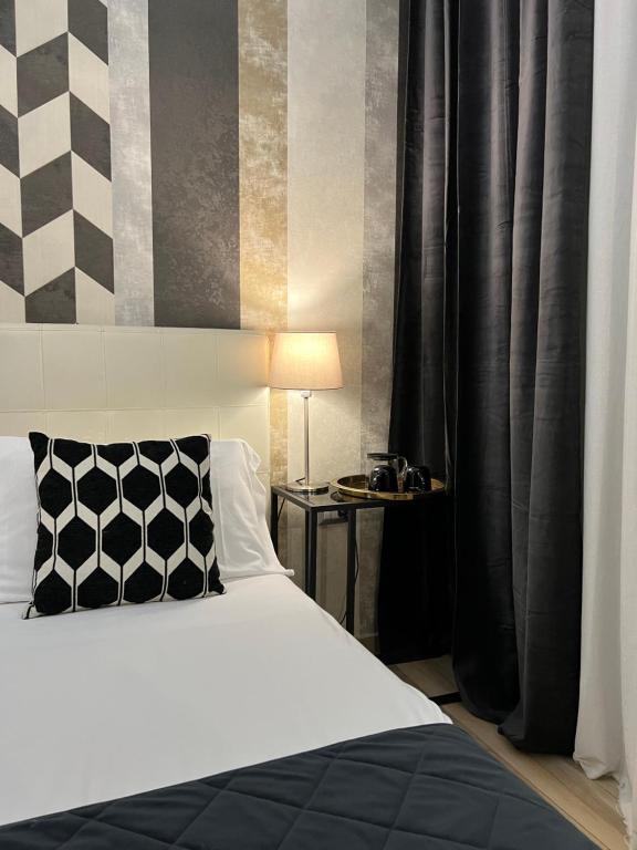 VATICAN LUXURY SUITE - 4