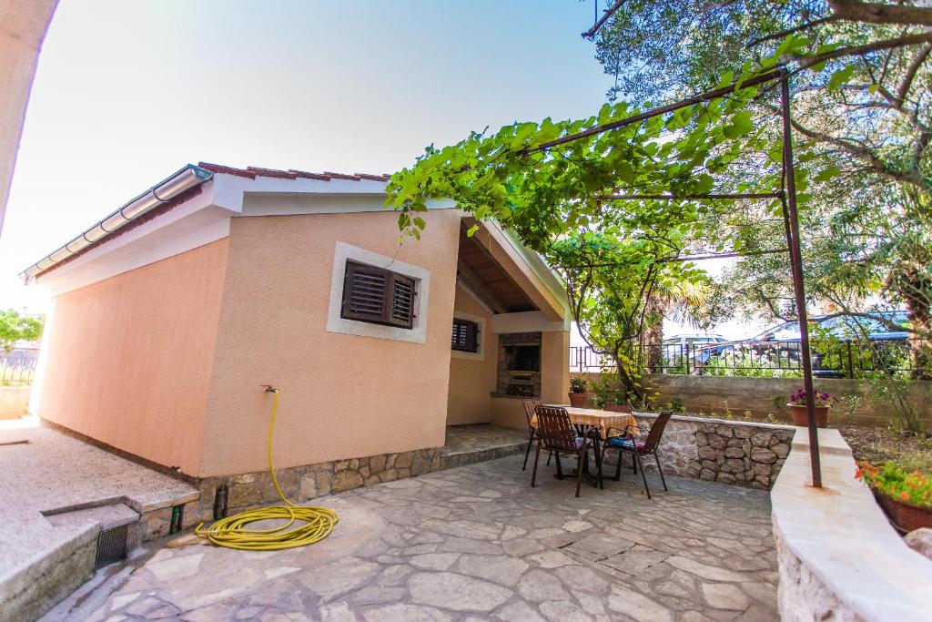 Andrije Buvine Apartments 전경