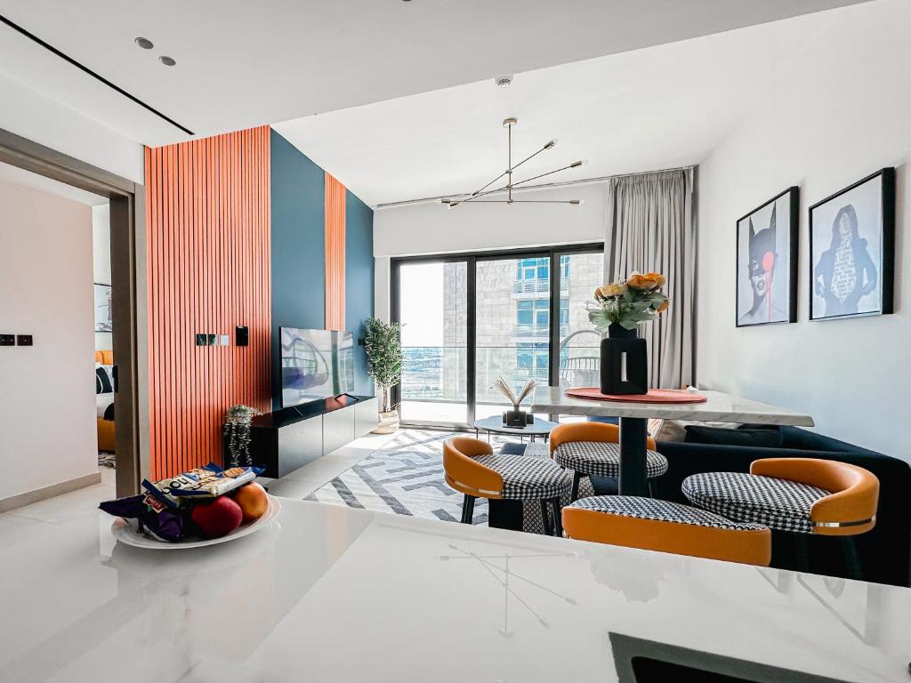 Trophy - Luxury Canal View Suites., Dubái