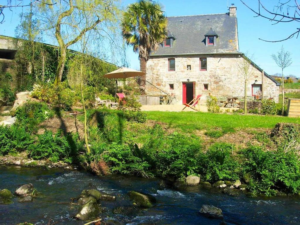 Gite Du Moulin Du Poulloguer, Prat