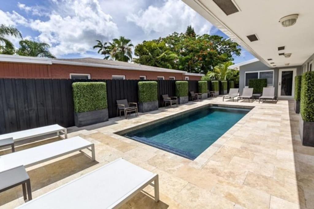 WiltonPlex A, Fort Lauderdale