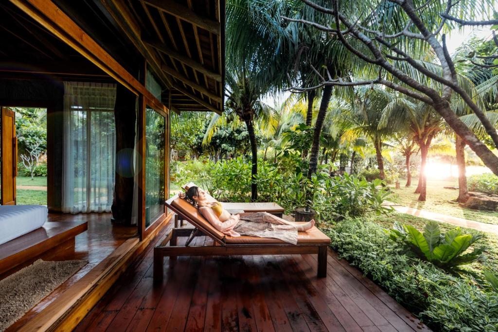อันดาเลย์ บีช รีสอร์ต (Andalay Beach Resort)