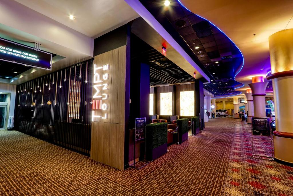 Bar/lounge