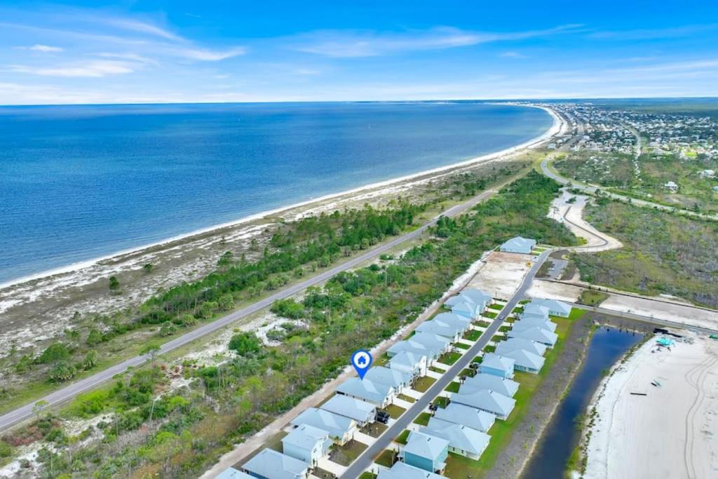 Up to 32 off New Build Windmark Beach with screened porch and golf