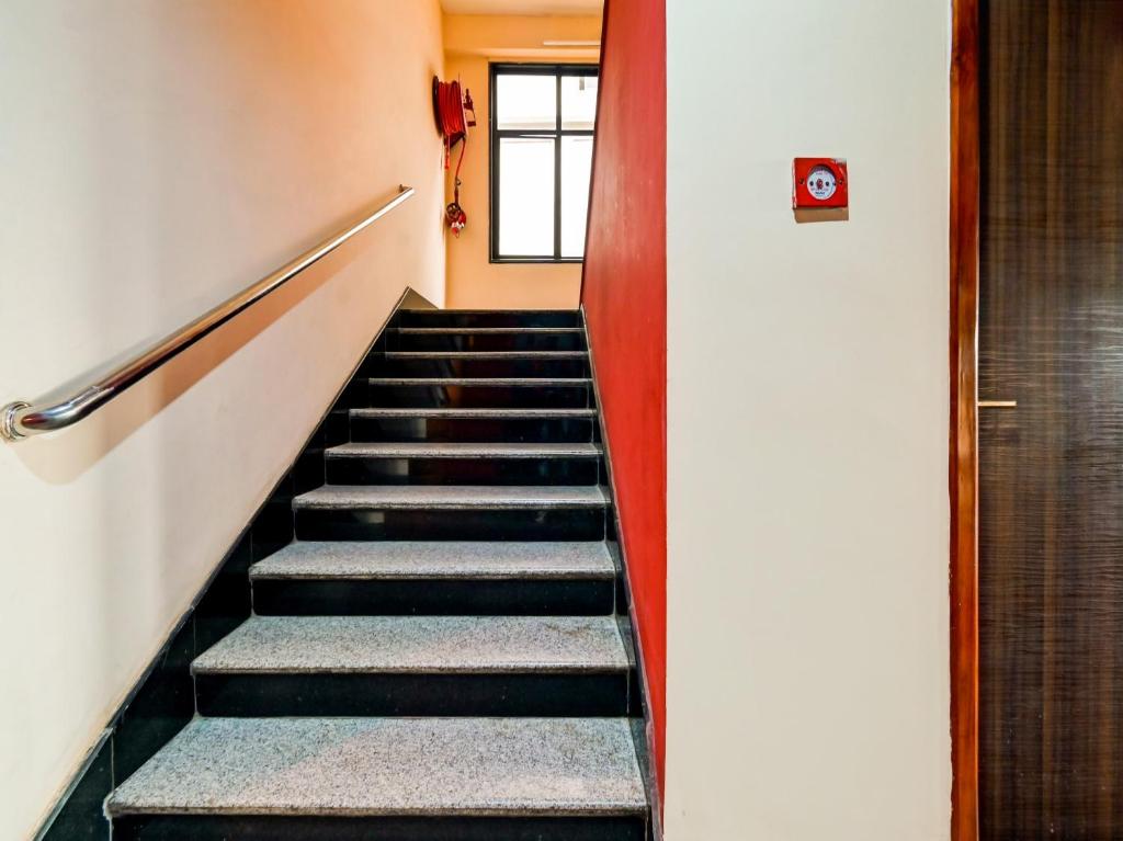 フロント・ロビー