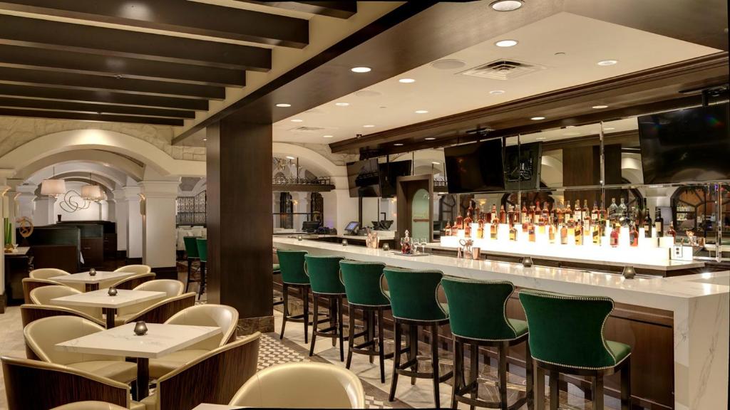 Bar/lounge
