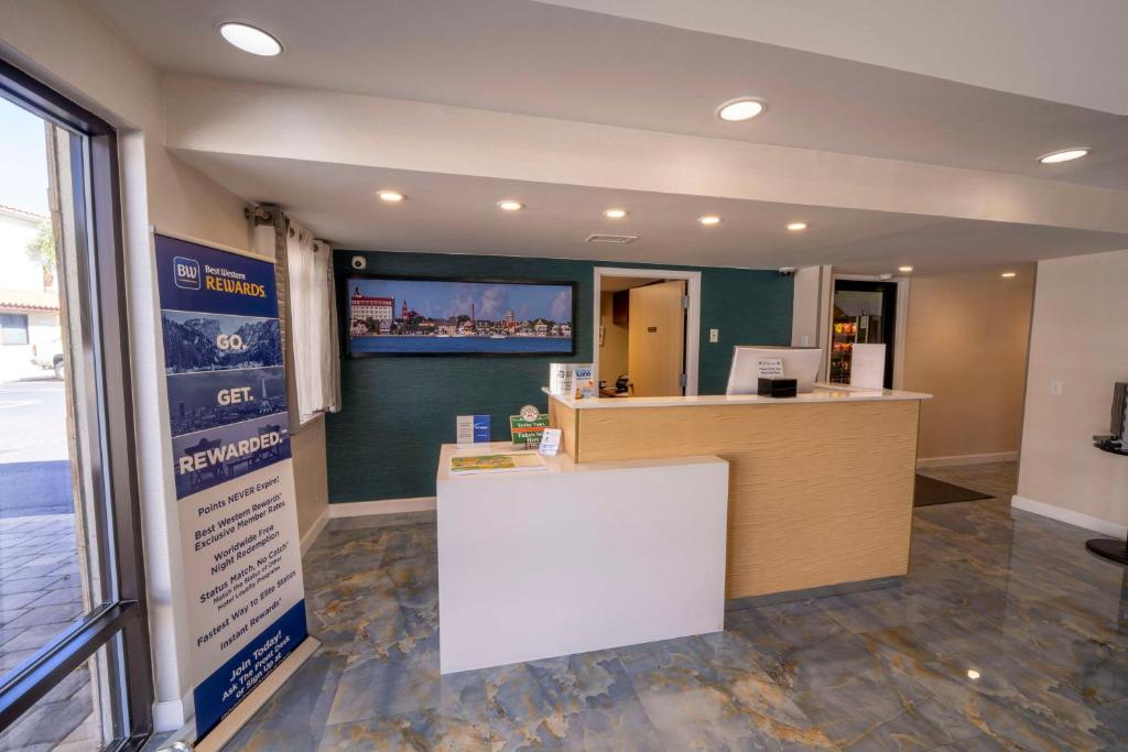 24 stundu recepcija
