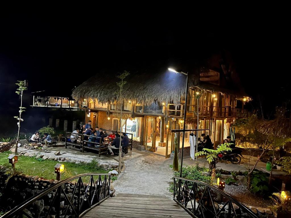 Lao Chải riverside stay&coffee