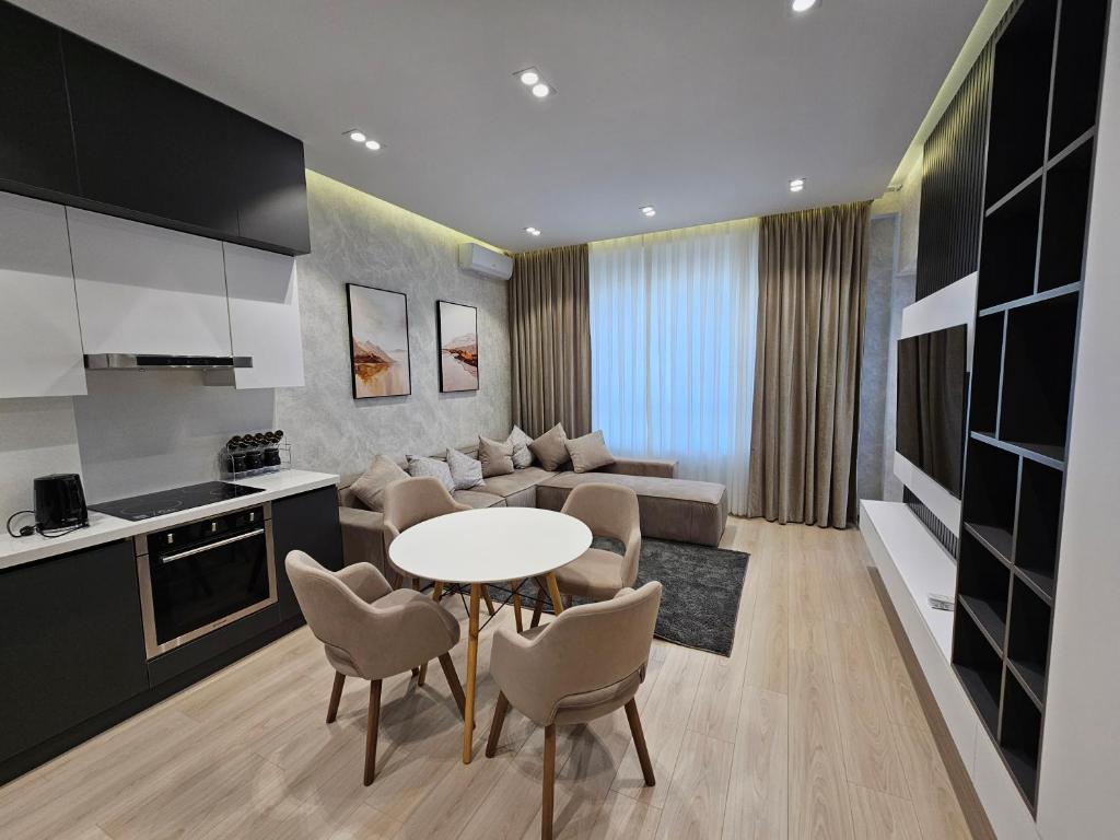 Magnificent apartment in NRG Oybek, Yakkasaray