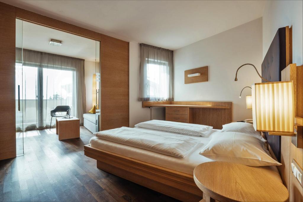 Hilburger Hotel - 2