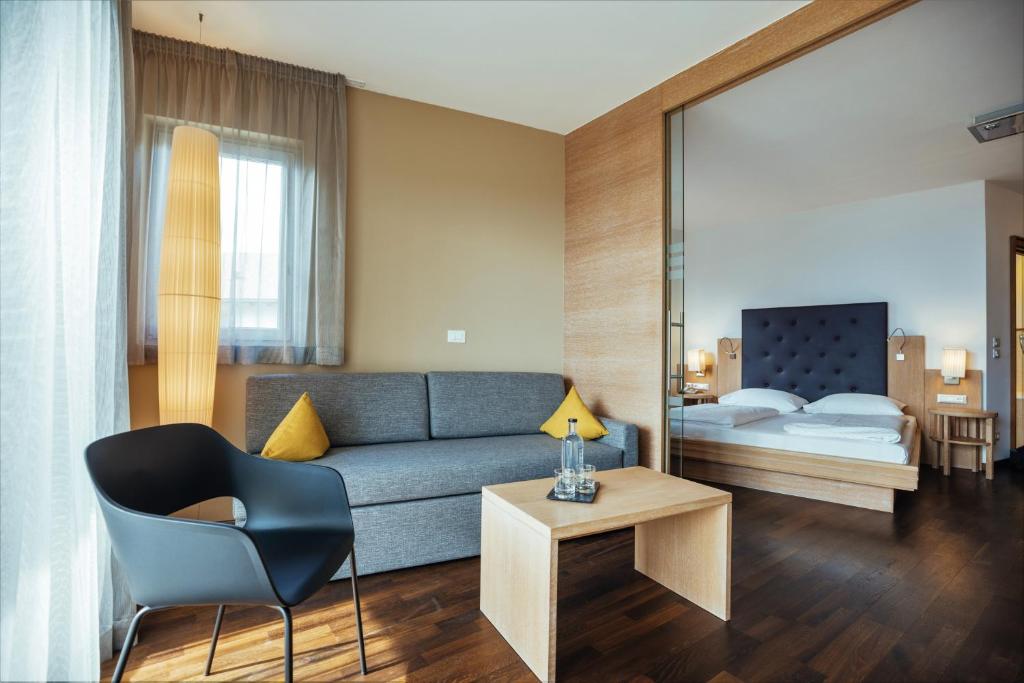 Hilburger Hotel - 4