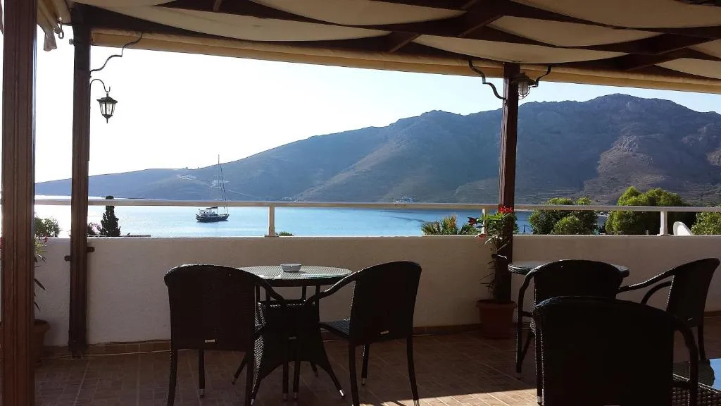 Apollo Studios, hotel en Livadia
