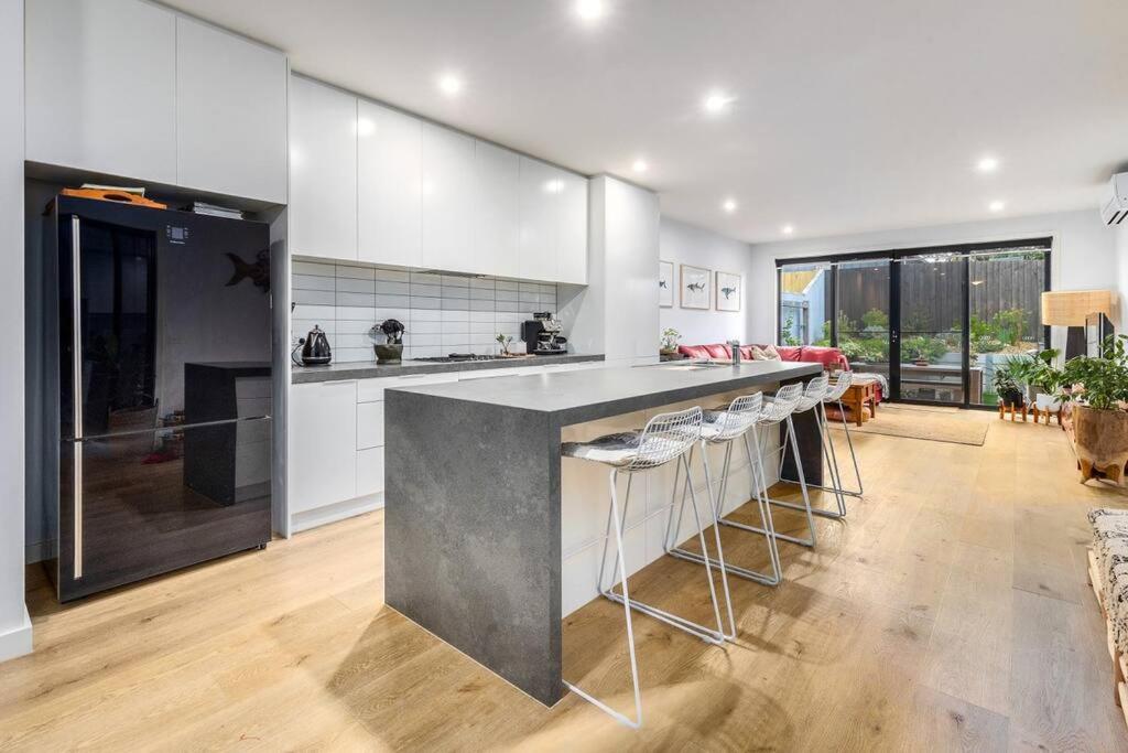 Executive Family House (walk to Rosebud beach) Holiday home in