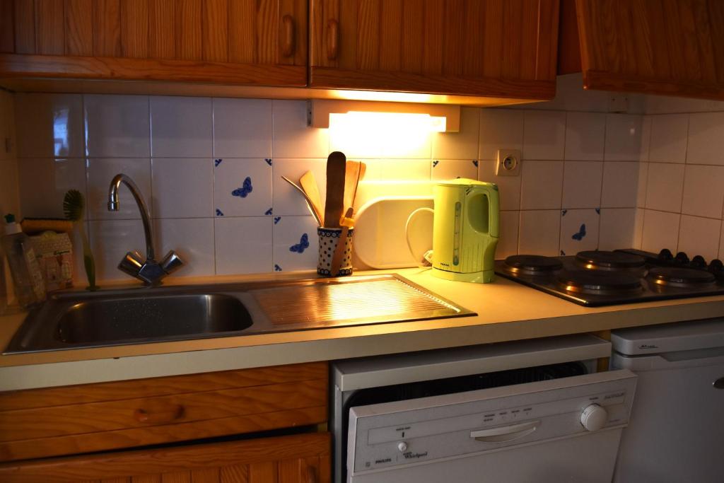 VAUJANYLOCATIONS - CLARET 2 APT 15 - 2