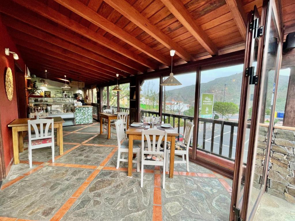 Apartamentos Los Telares レストラン