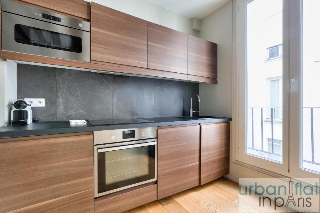 Urban Flat 70 - Authentic 3BDR Parisian Flat - 5