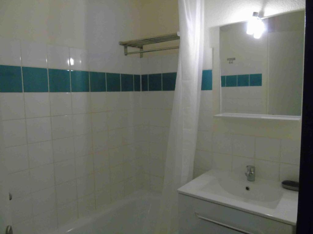 Appartement familial à Valfréjus, proche des pistes et commerces, balcon sud, tout équipé, 6 couchages - FR-1-561-13 - 5
