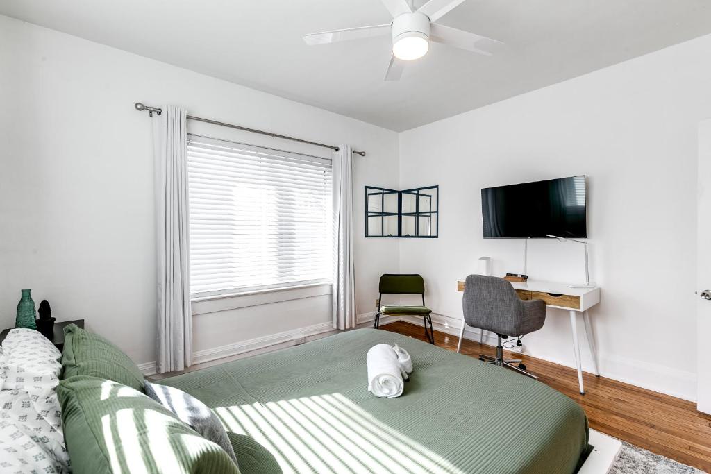 Pleasing Little Havana Apt Fast WiFi Hv1, Miami