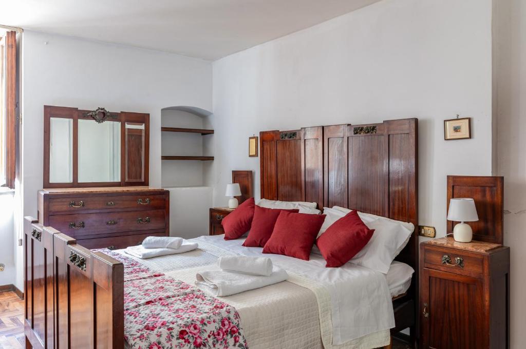 GuestHost - Le Finestre sul Corso Roomy Apartment with terrace - 5