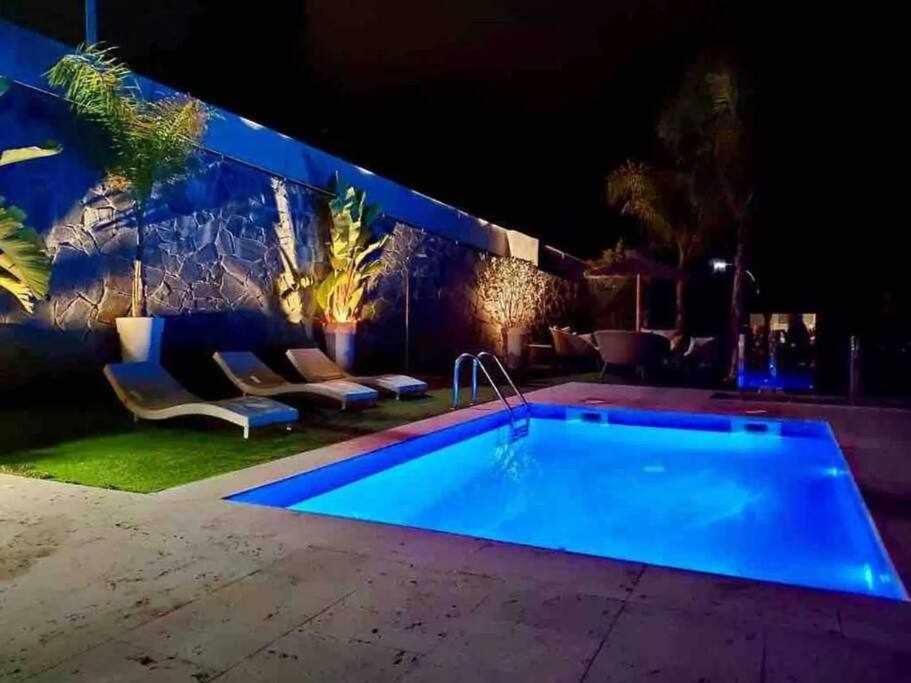 Lujo con piscina climatizada,jacuzzi,playa privada - 2