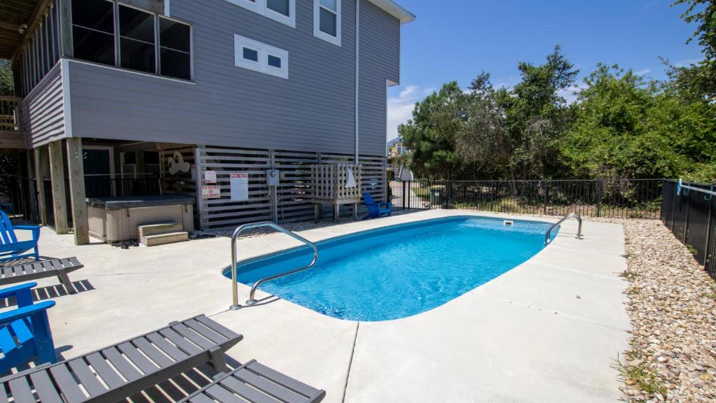 Oceanside, 4 BRs, Private Pool, Hot Tub, Screened Porch, WC955, La Carolina, Corolla